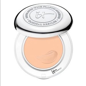 NIB IT Cosmetics Confidence in a Compact